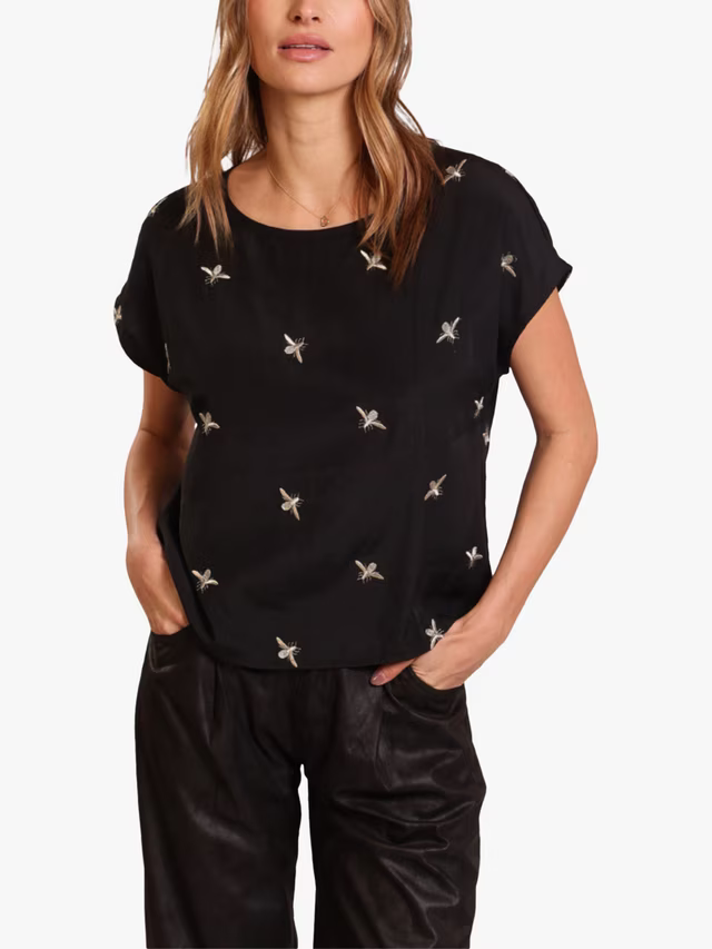 Traffic People Grace Cotton Embroidered Short Sleeve Round Neck T-Shirt