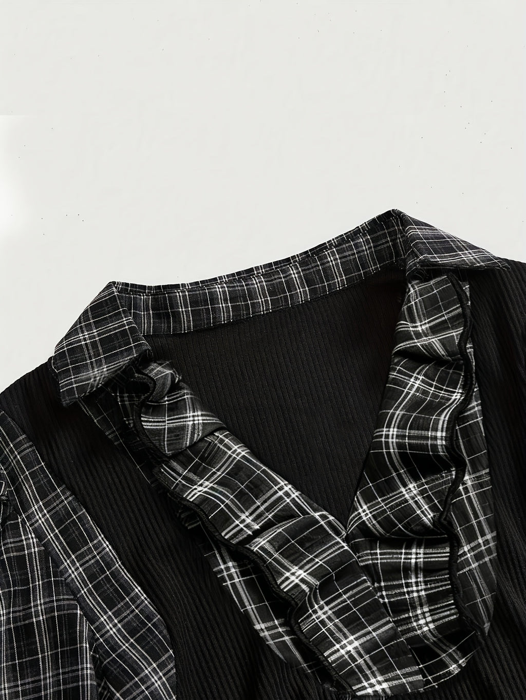 Women's Plaid & Knit Patchwork Fitted Blouse with Ruffle Trim