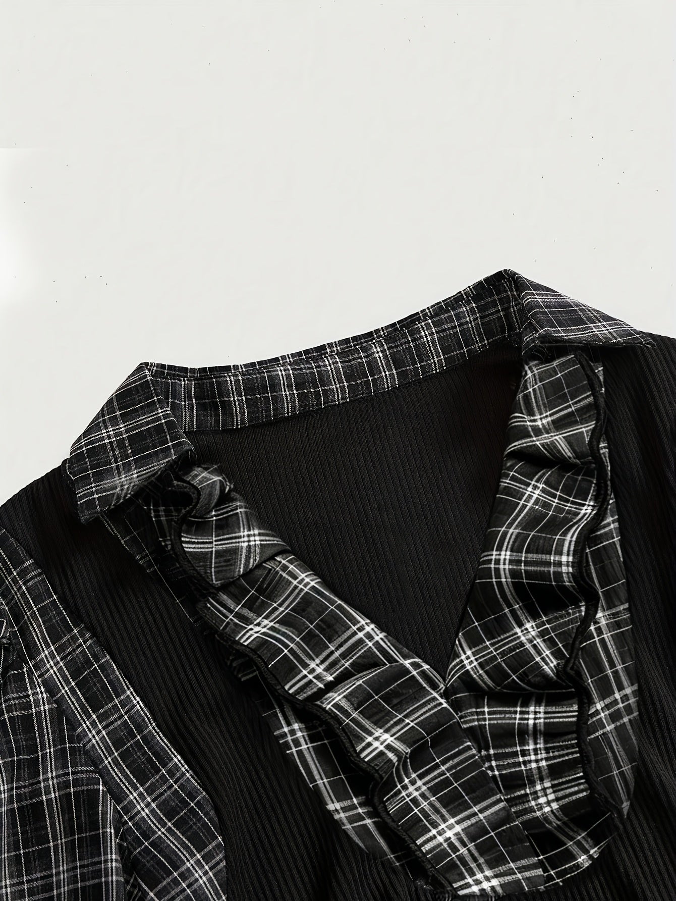 Women's Plaid & Knit Patchwork Fitted Blouse with Ruffle Trim