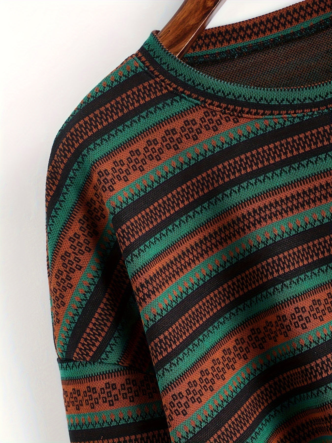 Women's Boho Tribal Stripe Cropped Knit Top