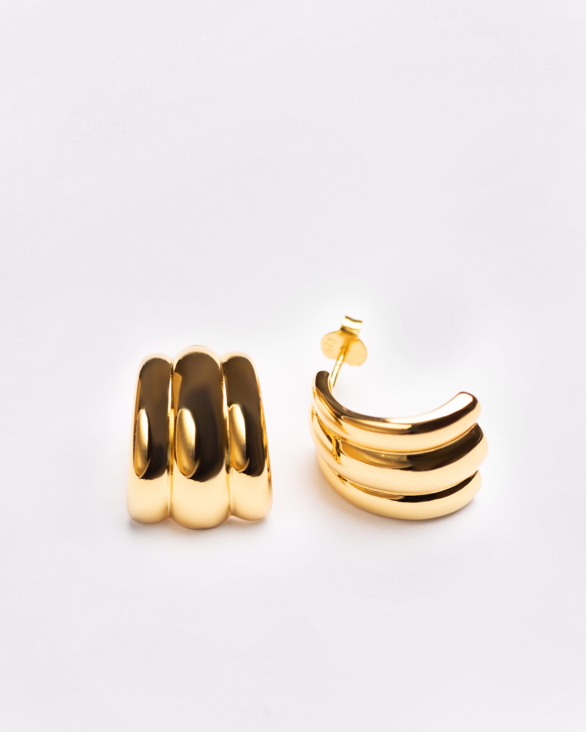 Contour Ribbed Hoops
