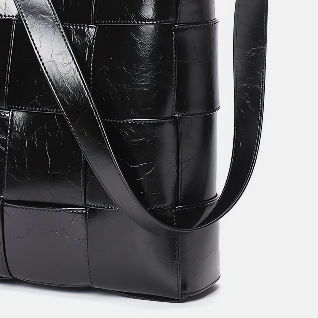 Luna Shoulder Bag