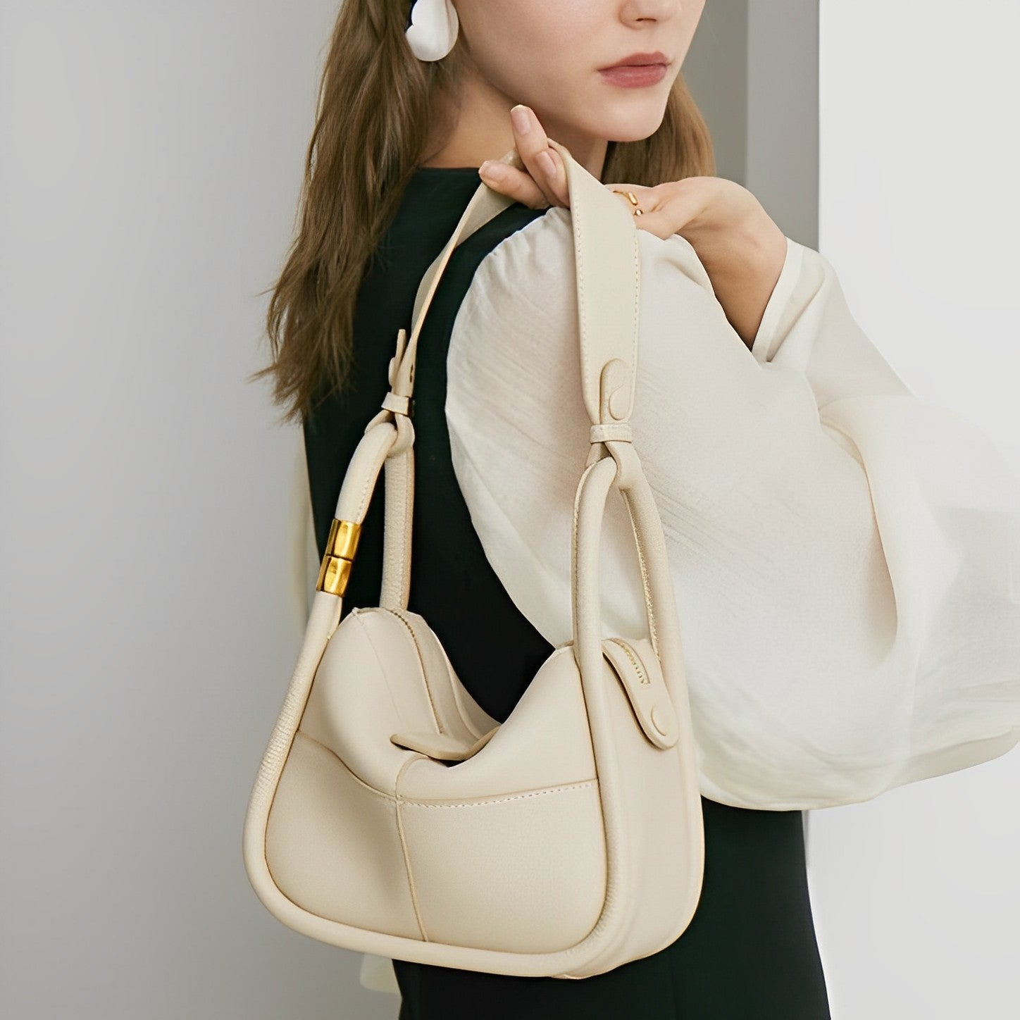 Jasmine Shoulder Bag
